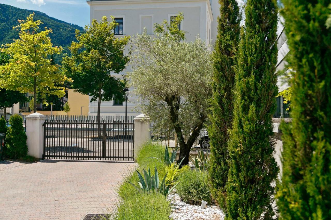 Garni Villa Tyrol - Adults Only Мерано Екстериор снимка
