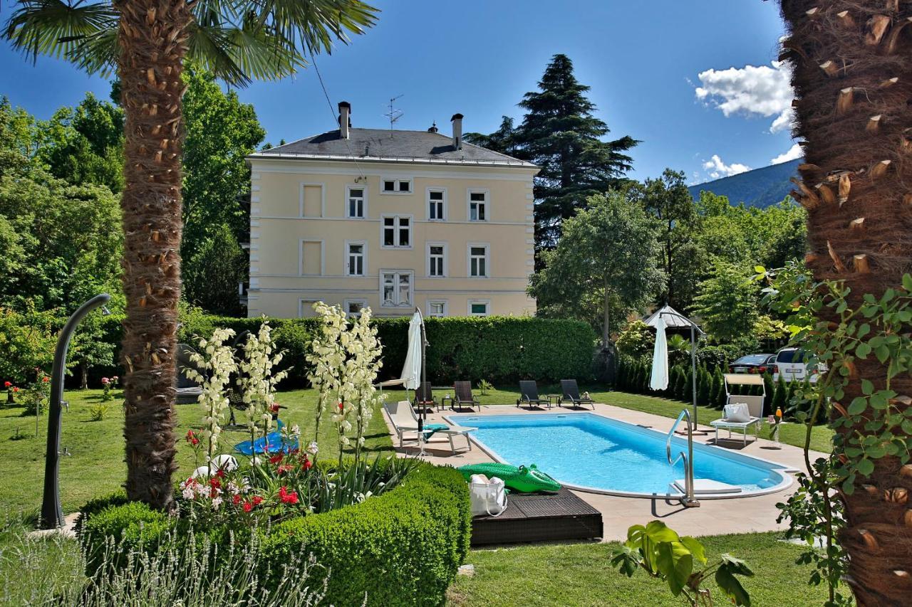 Garni Villa Tyrol - Adults Only Мерано Екстериор снимка