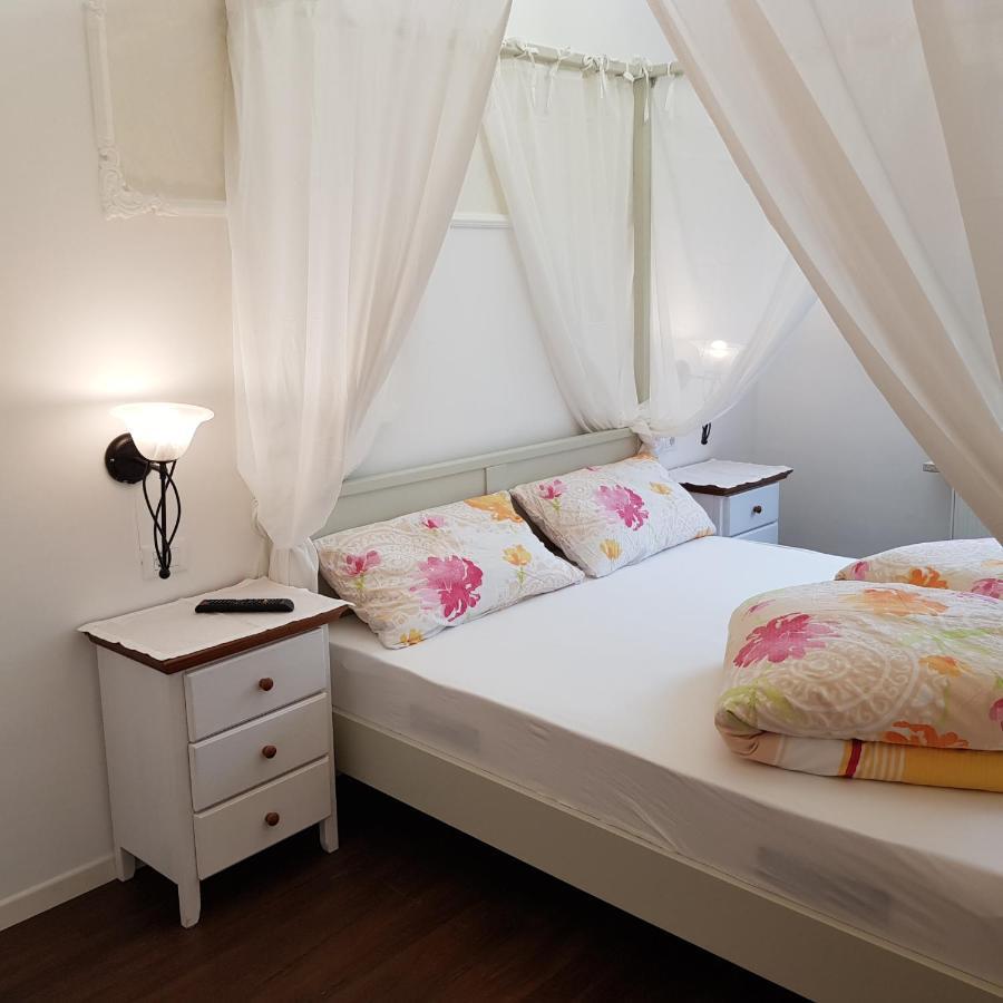Garni Villa Tyrol - Adults Only Мерано Екстериор снимка